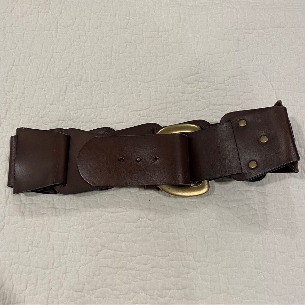 Linea Pelle x Bergdorfs Oversized Leather Belt - Picture 5 of 16